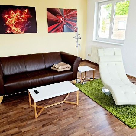 Karino Helles Apartment Ueber Den Havel-Gaerten Auf Der Dominsel Brandenburg  المظهر الخارجي الصورة