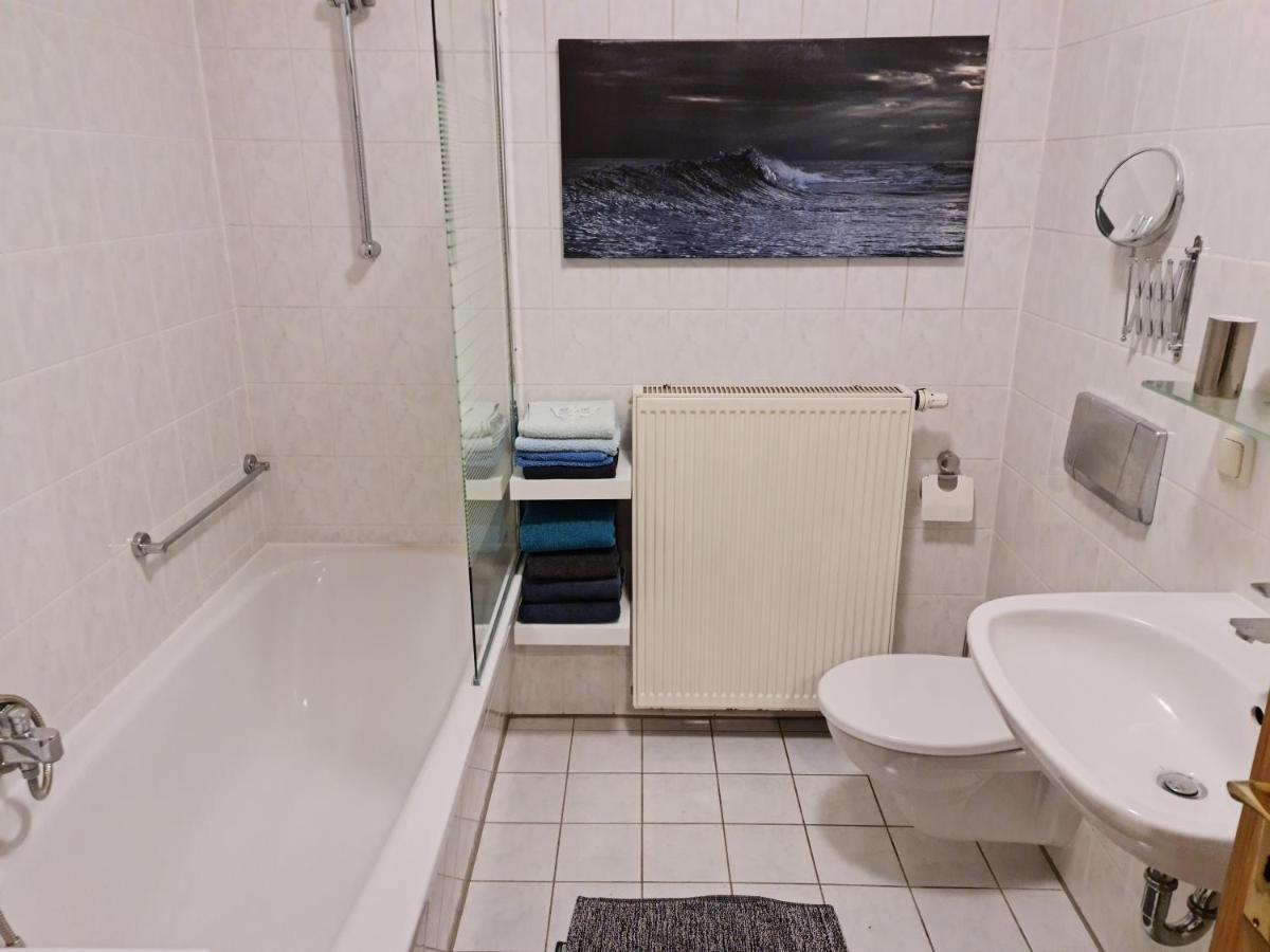 Karino Helles Apartment Ueber Den Havel-Gaerten Auf Der Dominsel Brandenburg  المظهر الخارجي الصورة